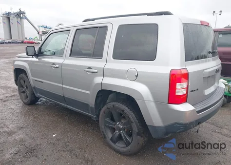 2015 Jeep Patriot Altitude Edition z USA, uszkodzony, nr VIN 1C4NJRBB8FD386044